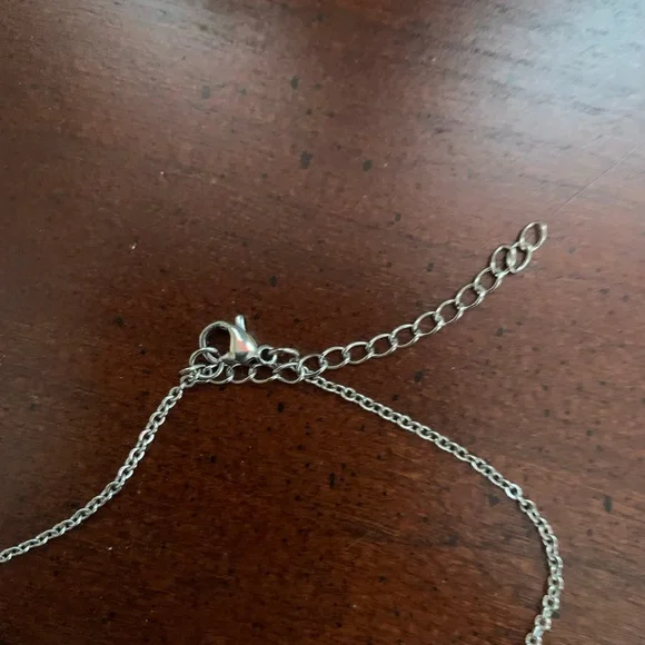 Hakuna Matata Necklace - Picture 2 of 2